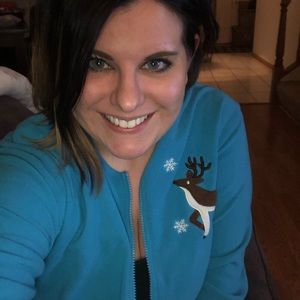 Meet your Posher, Elizabeth